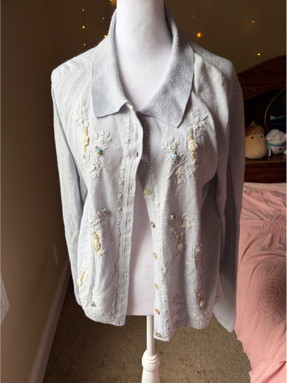 Vintage Stephanie Andrew Embroidered Floral Collared Cardigan Sweater Lavender